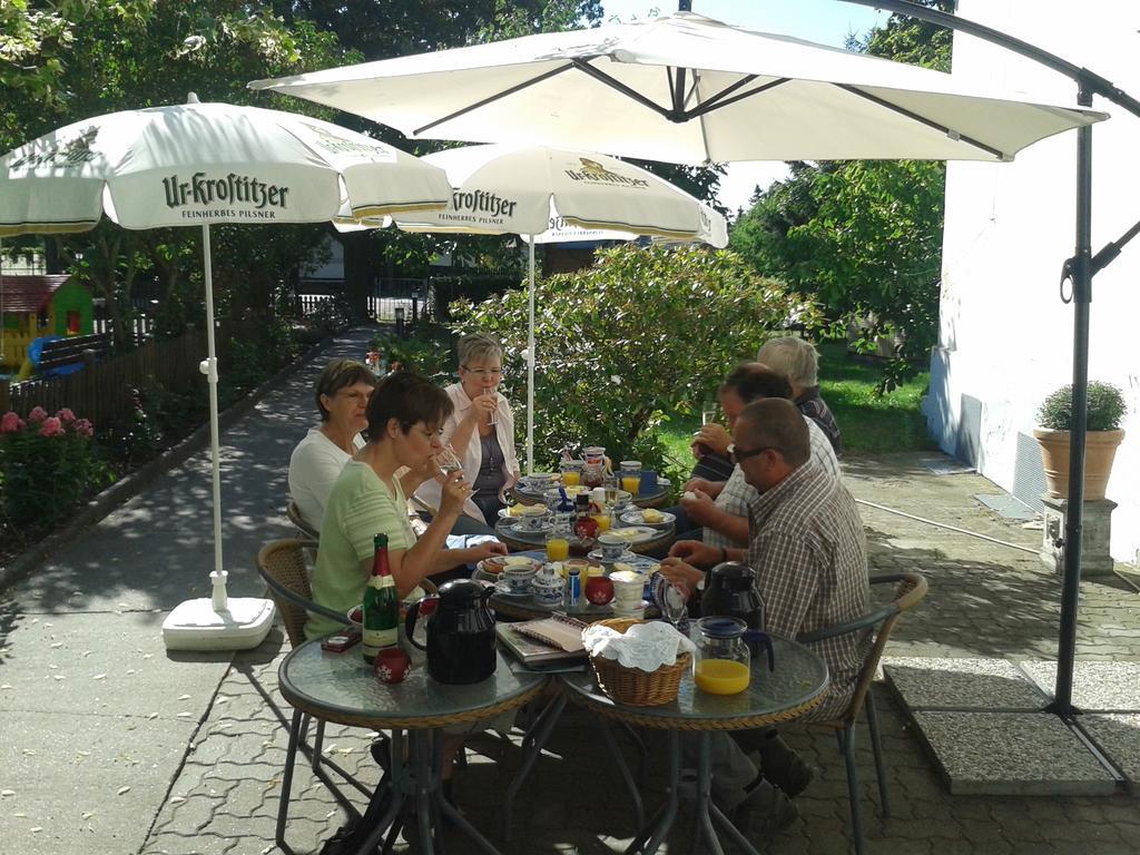 Zerbst Pension Am Stadtrand المظهر الخارجي الصورة